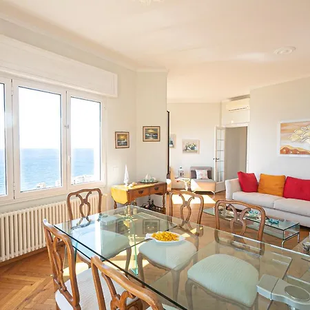 Panoramic Sea View Apartment *