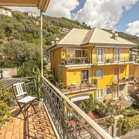 Panoramic Sea View Apartment Bogliasco